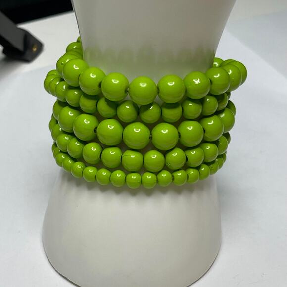 Set of 5 beaded stretch bracelets spring green graduated size beads beading - Picture 1 of 12